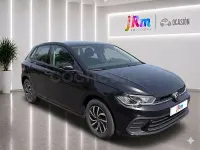 Usado VW Polo Life 95 CV (69 kW) 2021 Negro Utilitario