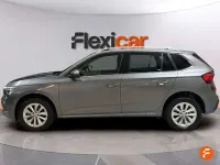 Usado Skoda Kamiq Selection 116 CV (85 kW) 2024 Gris SUV