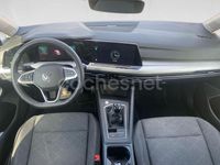 Usado VW Golf VIII Life 110 CV (80 kW) 2024 Gris / plata Berlina