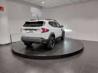 Usado Dacia Duster Extreme 131 CV (96 kW) 2025 Blanco SUV