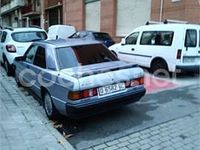 Usado Mercedes 190 126 CV (92 kW) 1991 Azul Berlina