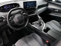 Usado Peugeot 3008 Allure 131 CV (96 kW) 2024 Blanco SUV