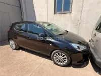 Usado Opel Corsa Selective 90 CV (66 kW) 2019 Negro Utilitario