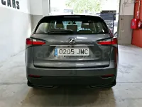 Usado Lexus NX300h 197 CV (144 kW) 2016 Gris / plata SUV