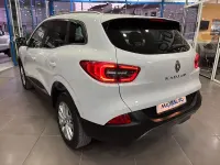 Usado Renault Kadjar Zen 140 CV (102 kW) 2019 Blanco SUV