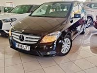 Usado Mercedes B200 136 CV (100 kW) 2014 Negro Monovolumen