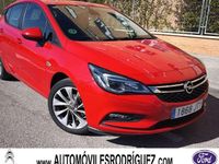 Usado Opel Astra Selective 125 CV (91 kW) 2016 Rojo Utilitario