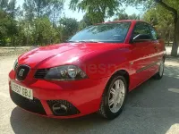 Usado Seat Ibiza Reference 80 CV (58 kW) 2008 Rojo Berlina