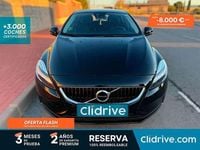 Usado Volvo V40 Momentum 122 CV (89 kW) 2018 Negro Utilitario