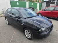 Begagnad Seat Ibiza 70 HK (51 kW) 2005 Svart Halvkombi