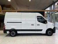 Usado Renault Master 110 CV (80 kW) 2024 Blanco Monovolumen