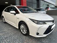 Usado Toyota Corolla Active 122 CV (89 kW) 2020 Blanco Berlina