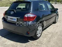 Usado Toyota Auris Active 132 CV (97 kW) 2012 Negro Berlina