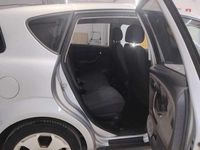 Usado Seat Toledo Sport 105 CV (77 kW) 2007 Gris Utilitario