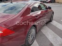 Usado Mercedes CLS350 272 CV (200 kW) 2005 Granate Berlina