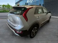 Usado Kia Niro 184 CV (135 kW) 2023 Gris SUV
