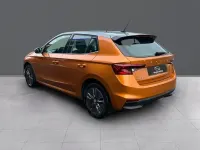 Usado Skoda Fabia Style 95 CV (69 kW) 2022 Naranja Utilitario
