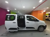Usado Citroën Berlingo Feel 100 CV (73 kW) 2021 Blanco Monovolumen