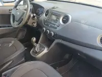 Usado Hyundai i10 GO! 67 CV (49 kW) 2018 Gris Utilitario