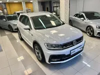 Usado VW Tiguan R-line 150 CV (110 kW) 2020 Blanco SUV