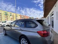 Usado BMW 318 150 CV (110 kW) 2019 Gris Familiar