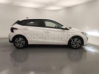 Usado Hyundai i20 100 CV (73 kW) 2025 Blanco Berlina