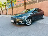 Usado Ford Mondeo Titanium 150 HP (110 kW) 2016 Cinzento Sedan