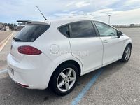 Usado Seat Leon Style 105 CV (77 kW) 2010 Blanco Utilitario