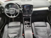 Usado Volvo XC40 Momentum 190 CV (139 kW) 2018 Granate SUV