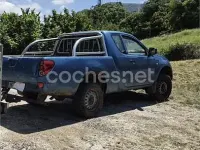 Usado Mitsubishi L200 Invite 136 CV (100 kW) 2006 Azul Pickup/Camioneta