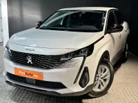 Usado Peugeot 3008 Active 130 CV (95 kW) 2022 Blanco SUV