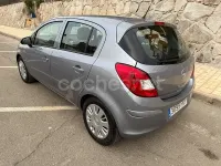 Usado Opel Corsa Cosmo 80 CV (58 kW) 2007 Gris / plata Utilitario