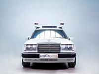 Usado Mercedes E300 231 CV (169 kW) 1991 Blanco polar Familiar