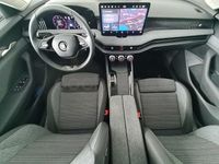 Usado Skoda Superb Selection 150 CV (110 kW) 2024 Gris / plata Familiar