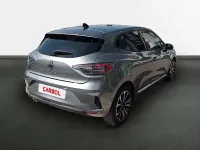 Usado Renault Clio Techno 99 CV (72 kW) 2025 Gris Utilitario