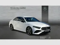 Usado Mercedes A180 AMG line 116 CV (85 kW) 2025 Blanco polar (sólida) Utilitario