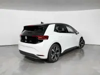 Begagnad VW ID.3 Pro 150 kW (204 HK) 2025 Vit Halvkombi