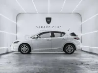 Usado Lexus CT200h Executive Line 136 CV (100 kW) 2013 Blanco Berlina