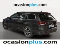 Usado VW Passat Executive 150 CV (110 kW) 2023 Gris Familiar