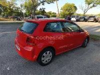 Usado VW Polo Advance 60 CV (44 kW) 2012 Rojo Utilitario