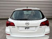 Usado Opel Astra Excellence 131 CV (96 kW) 2014 Blanco Familiar