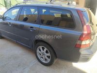 Usado Volvo V50 Kinetic 136 CV (100 kW) 2007 Azul Familiar