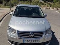 Usado VW Touran 140 CV (102 kW) 2007 Gris / plata Monovolumen