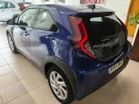Usado Toyota Aygo X Play 72 CV (52 kW) 2023 Azul SUV