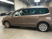 Usado VW Sharan Edition 140 CV (102 kW) 2014 Marrón Monovolumen
