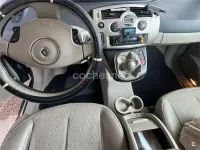Usado Renault Scénic II 130 CV (95 kW) 2007 Beige Monovolumen