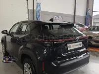 Usado Toyota Yaris Cross Business Edition 116 CV (85 kW) 2023 Negro SUV