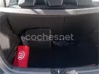 Usado Kia Venga 90 CV (66 kW) 2010 Negro Utilitario