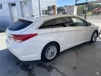 Usado Hyundai i40 136 CV (100 kW) 2011 Blanco Familiar