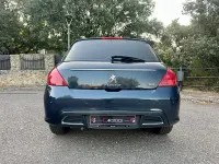 Usado Peugeot 308 Active 120 CV (88 kW) 2013 Gris / plata Berlina